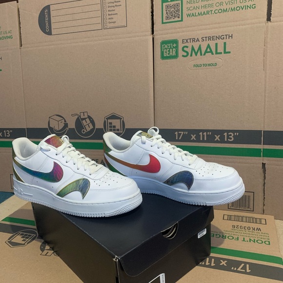 Like brand new hardly wore them. Just looking to sell and get a few extra bucks - Picture 6 of 8